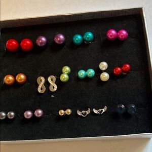 15 pairs of colorful faux pearls and glass silvertone earrings different sizes